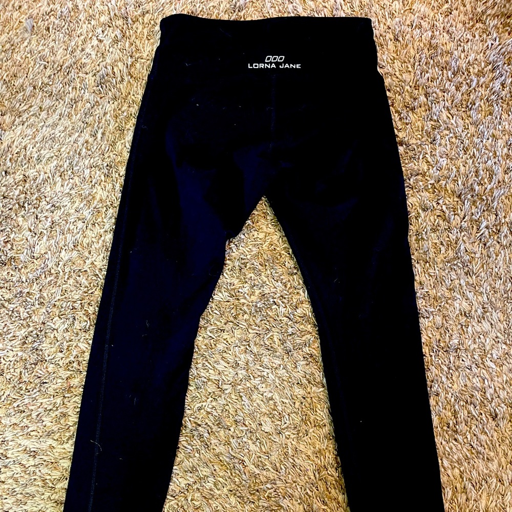 Lorna Jane Black Leggins - Picture 1 of 4